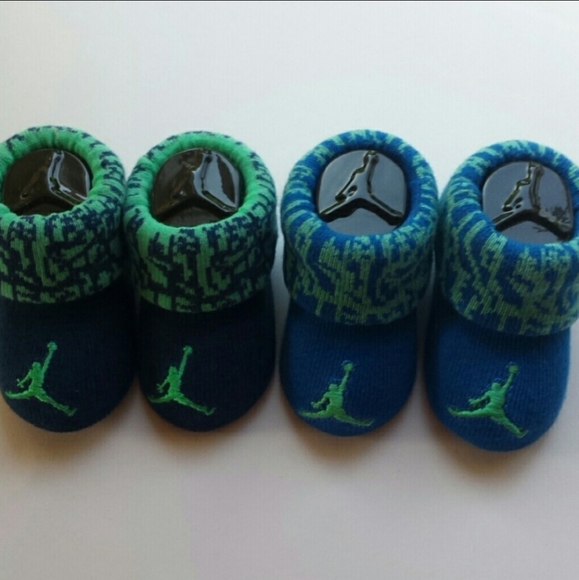 BABY AIRJORDAN BOOTIES/SOCKS - Picture 3 of 4